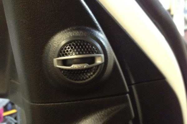 300791_370606079675117_661236999_n